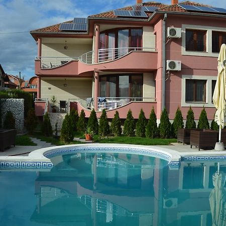 Poseidon Apartment Ni Exteriér fotografie