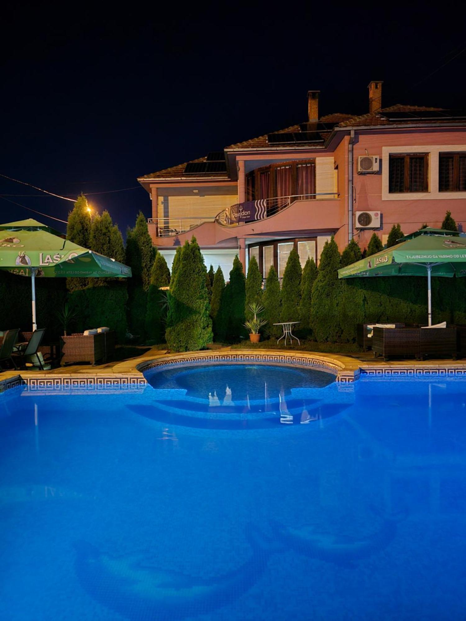 Poseidon Apartment Ni Exteriér fotografie