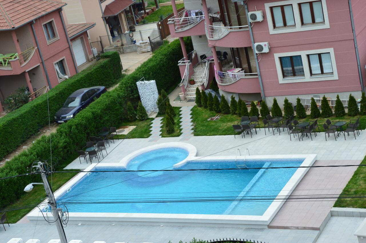 Poseidon Apartment Ni Exteriér fotografie