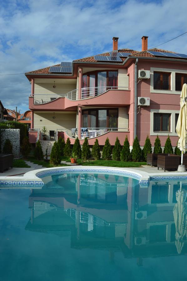 Poseidon Apartment Ni Exteriér fotografie