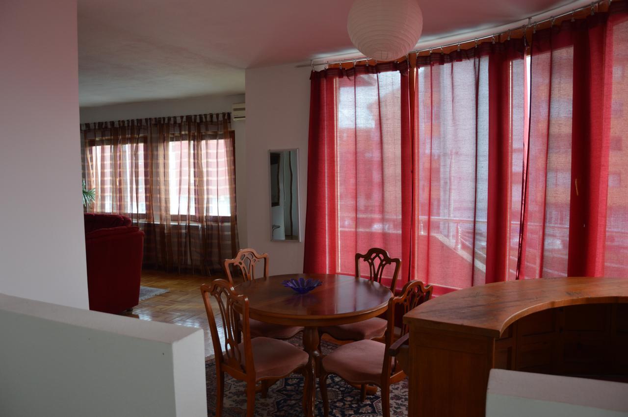 Poseidon Apartment Ni Exteriér fotografie